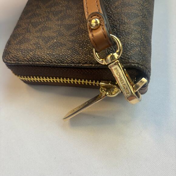 MICHAEL KORS Zip Around Long Wallet Wristlet Brown Jet Set Travel Signature - Picture 4 of 11